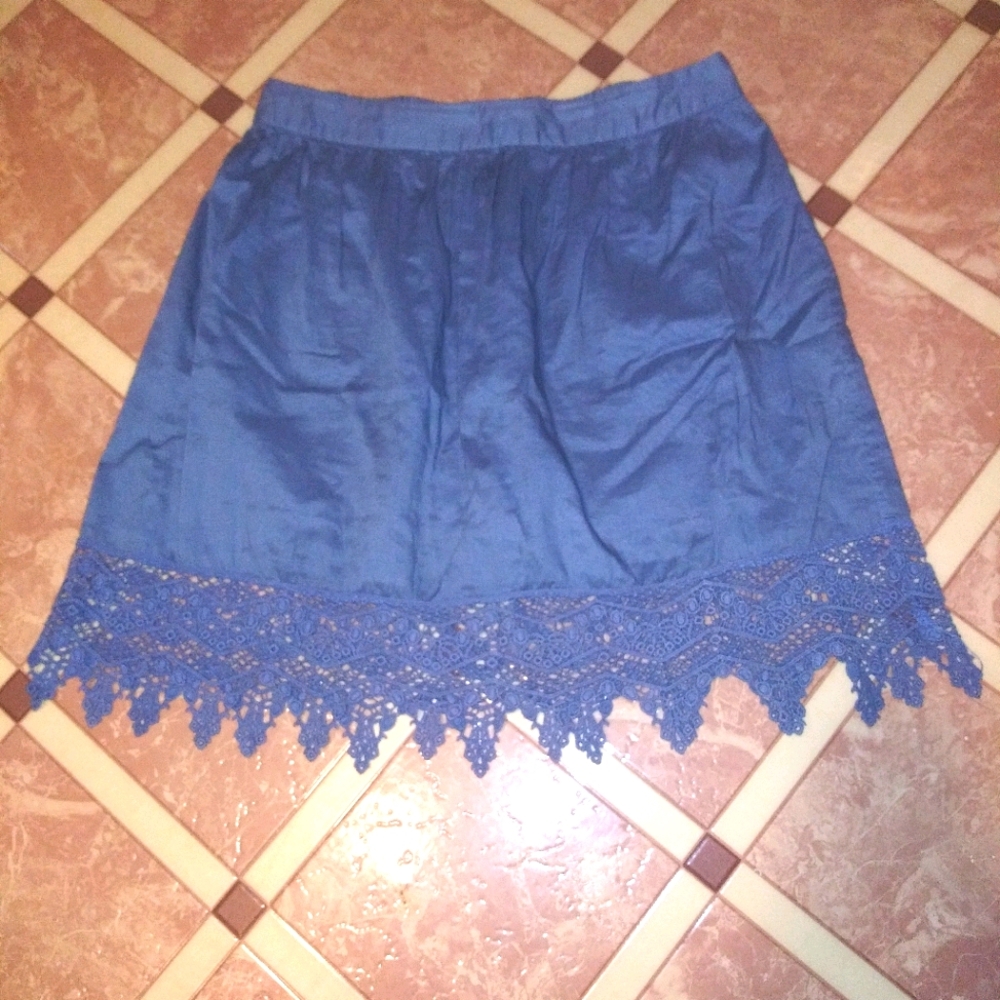NEW Modbe Blue Skirt with Lace Trim
